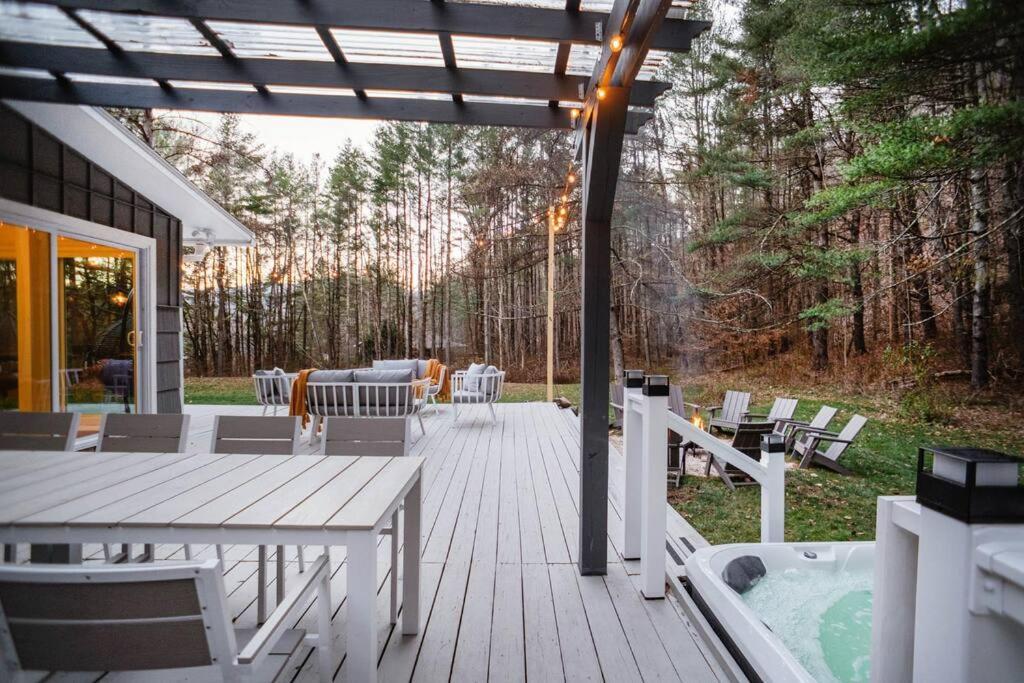 Prattvilla -Catskill -Mountain Escape 5 Bedroom ,3 Bath With Hot Tub Prattsville Eksteriør bilde